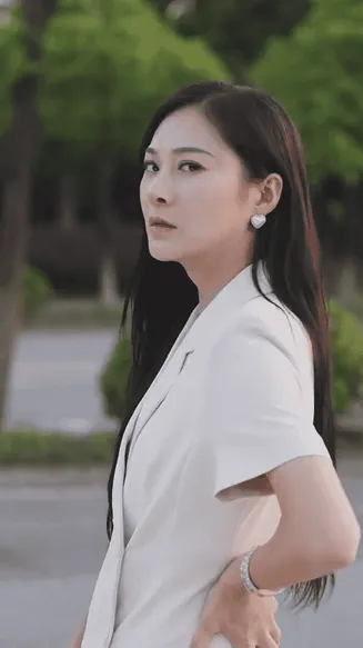 丈夫的秘密 短剧版在线观看